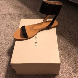Banana Republic Cailene Sandals Women’s size 8